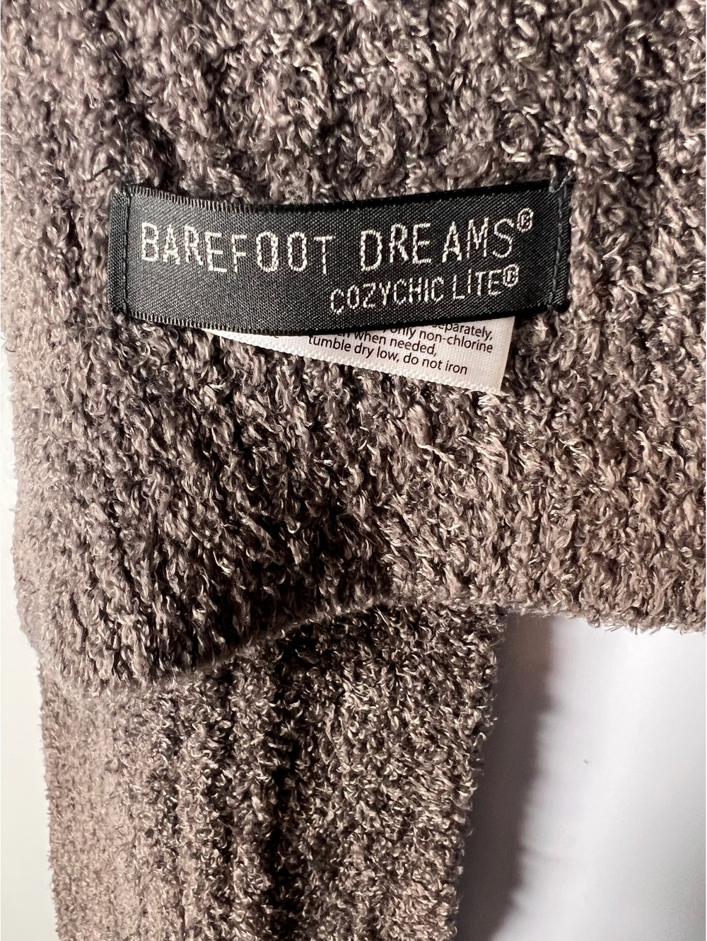 Barefoot Dreams CozyChic Lite Ribbed Scarf Taupe Brown Aesthetic | Minimalist - Picture 4 of 5